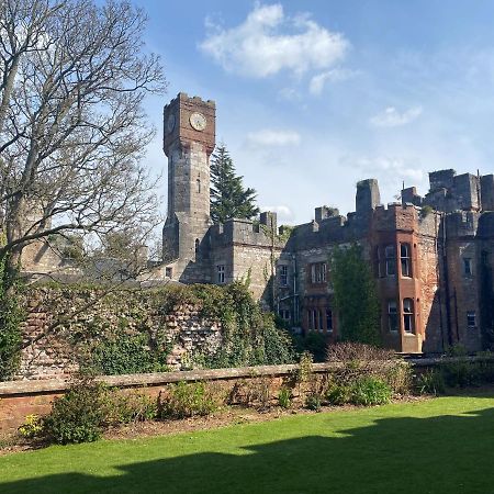 Ruthin Castle Hotel And Spa Kültér fotó