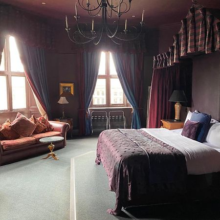 Ruthin Castle Hotel And Spa Kültér fotó
